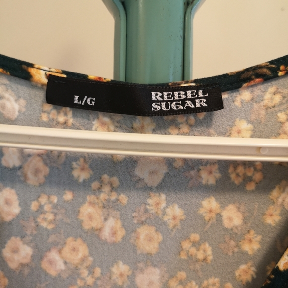 Rebel Sugar Floral Faux Wrap Top - Picture 5 of 8